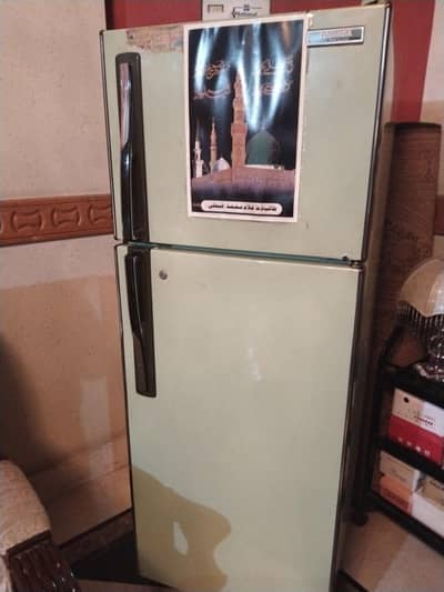 Toshiba Company Medium Size Refrigerator