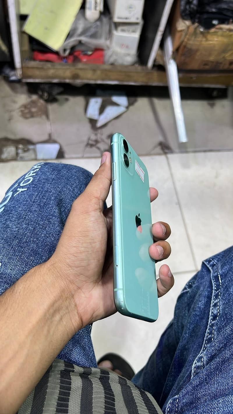 Apple iPhone 11 1