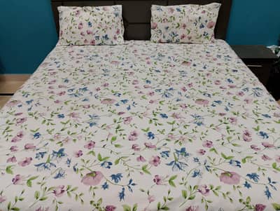 king size Bed with mattress, 4 Door Almari and dressing