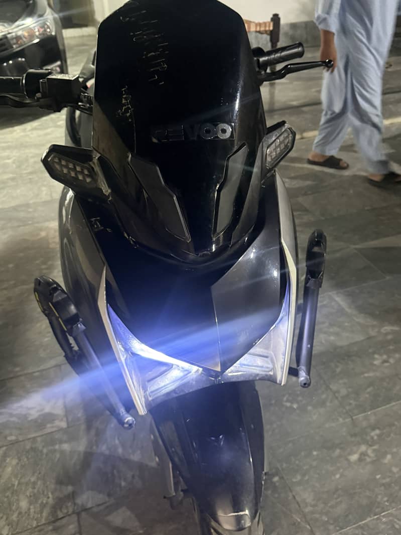 Scooty 1