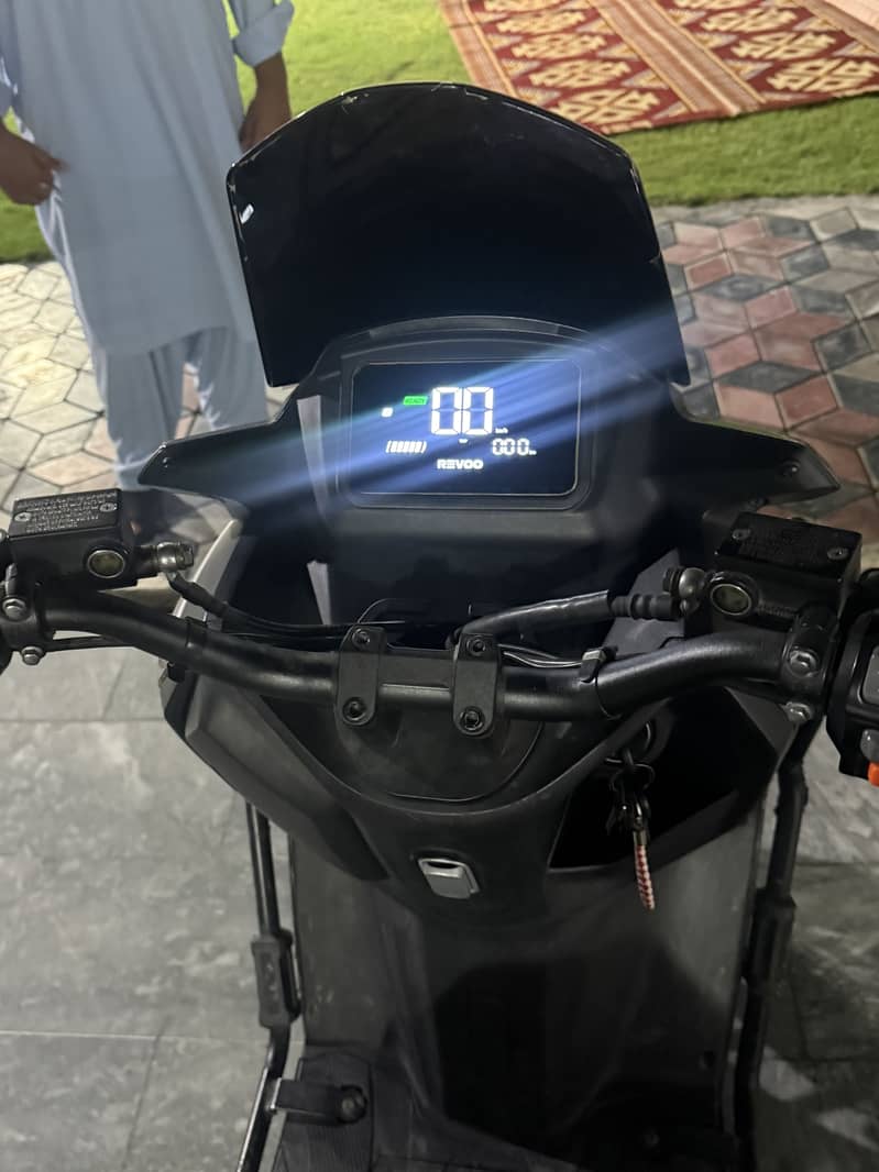 Scooty 3