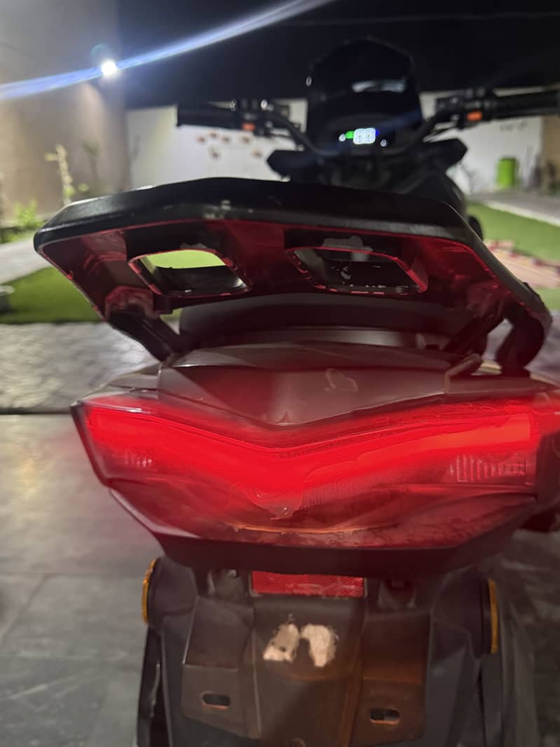 Scooty 5