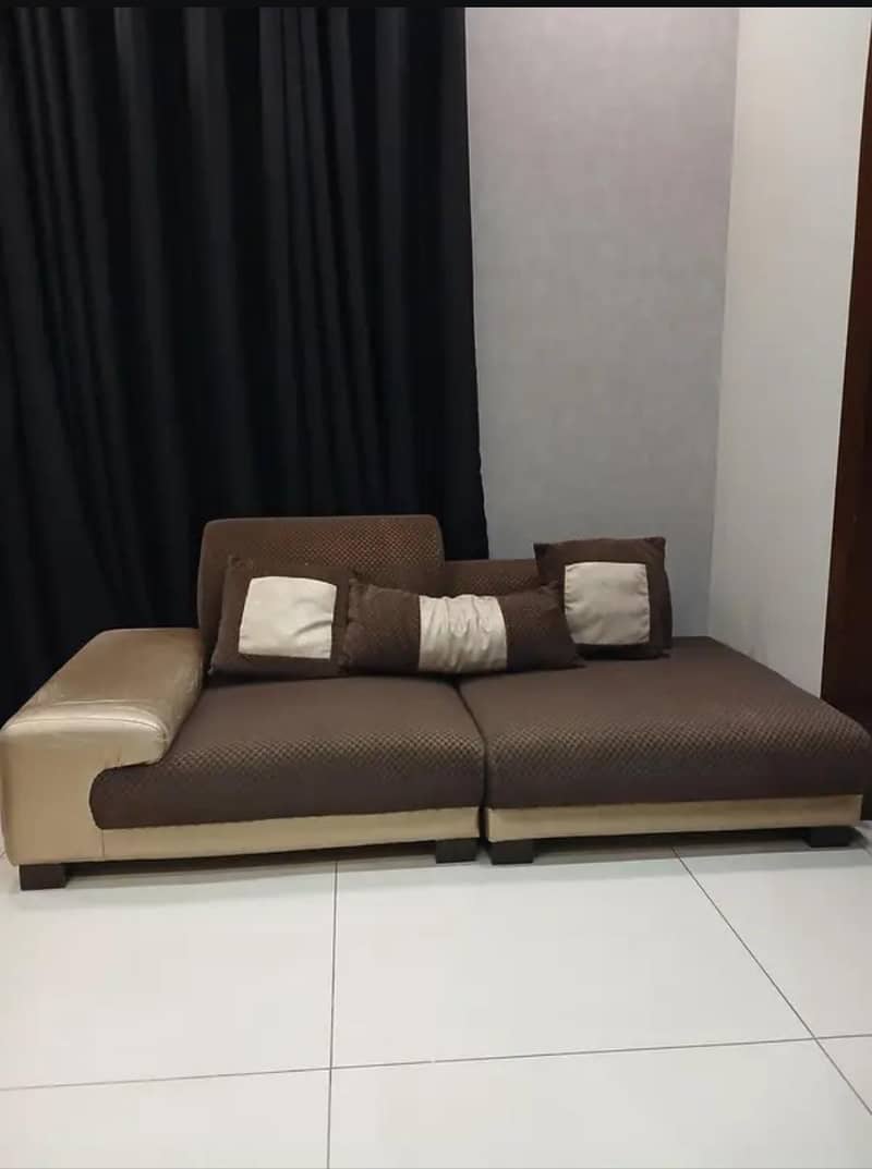 Sofa 2 seater 3
