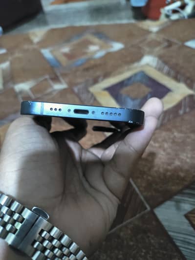Apple iPhone 13 jv