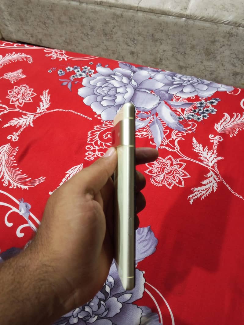 Google Pixel 7 3