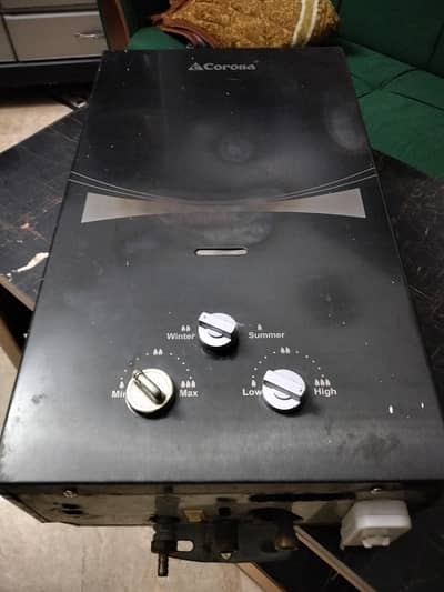 10 liter gyzer is for sale