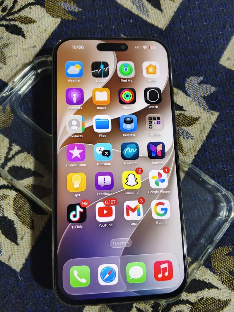 Apple iPhone 16 Pro Max 3