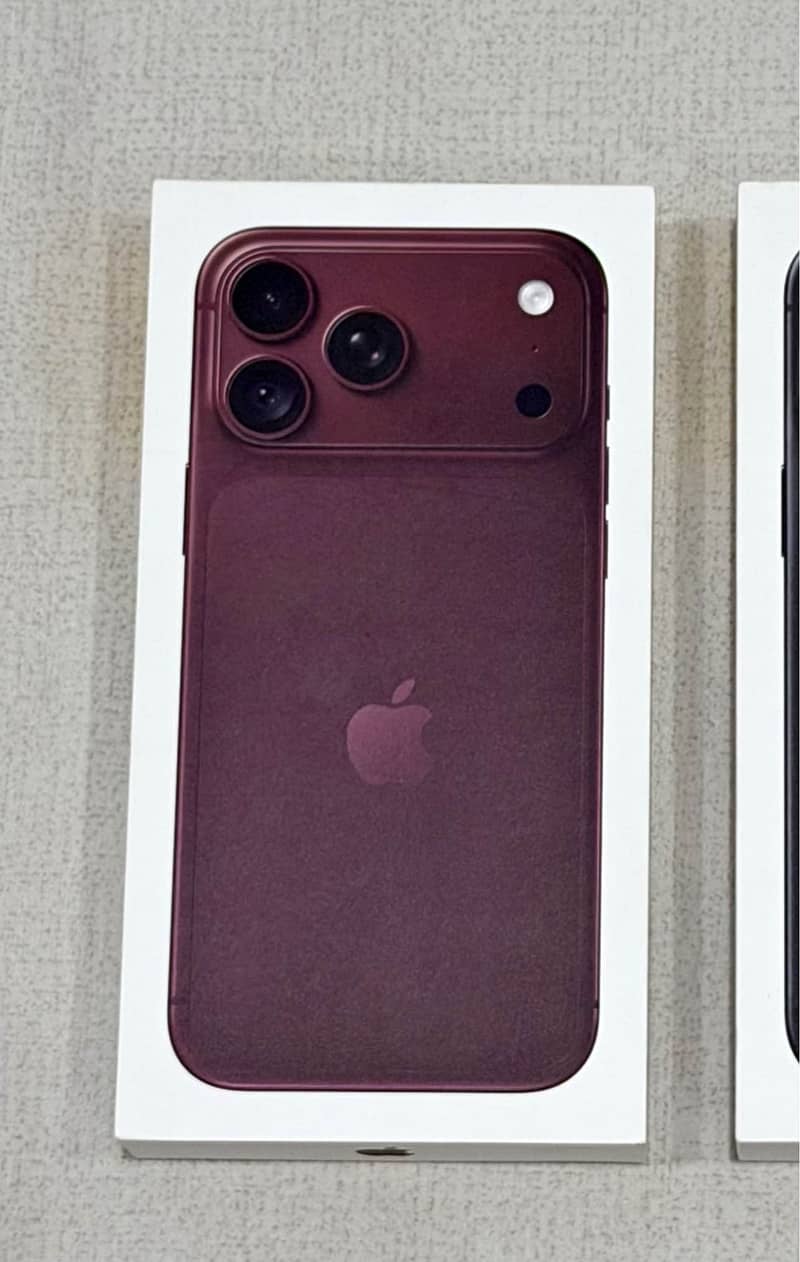 Apple iPhone 18 Pro Max 1