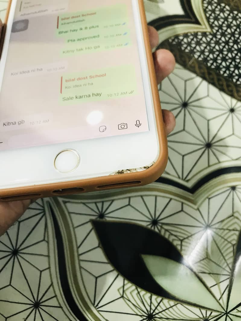 Apple iPhone 8 Plus 6