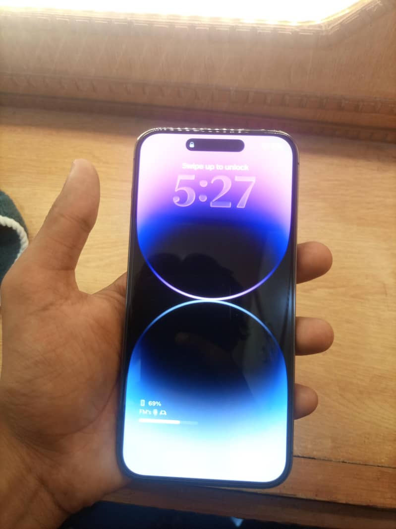 Apple iPhone 14 Pro Max 9