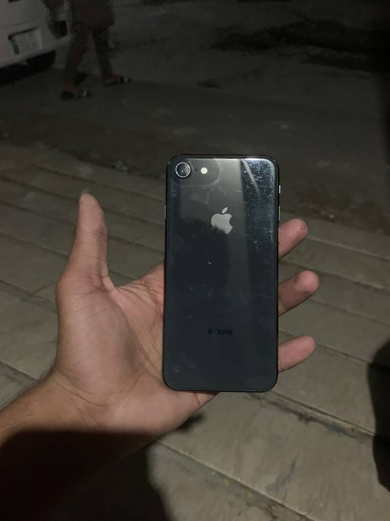 Apple iPhone 8 2