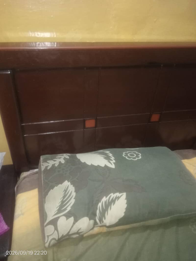 2 piece single bed 3