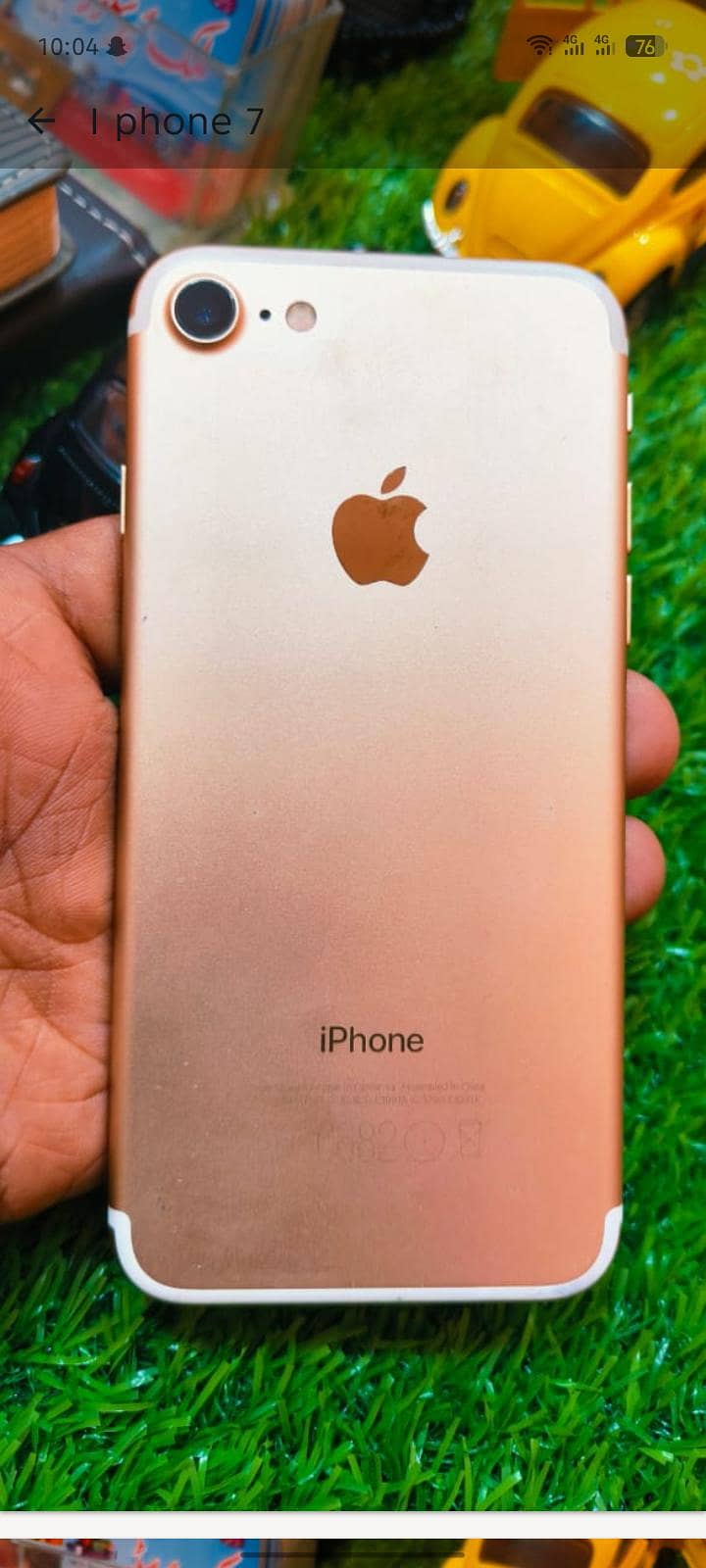 Apple iPhone 7 1