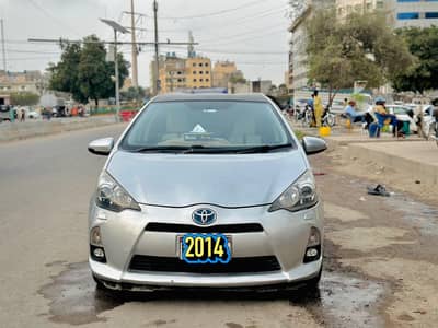 Toyota Aqua full option