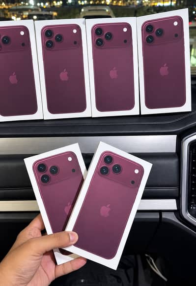 I phone 18 pro max 256 gb bargandi colour