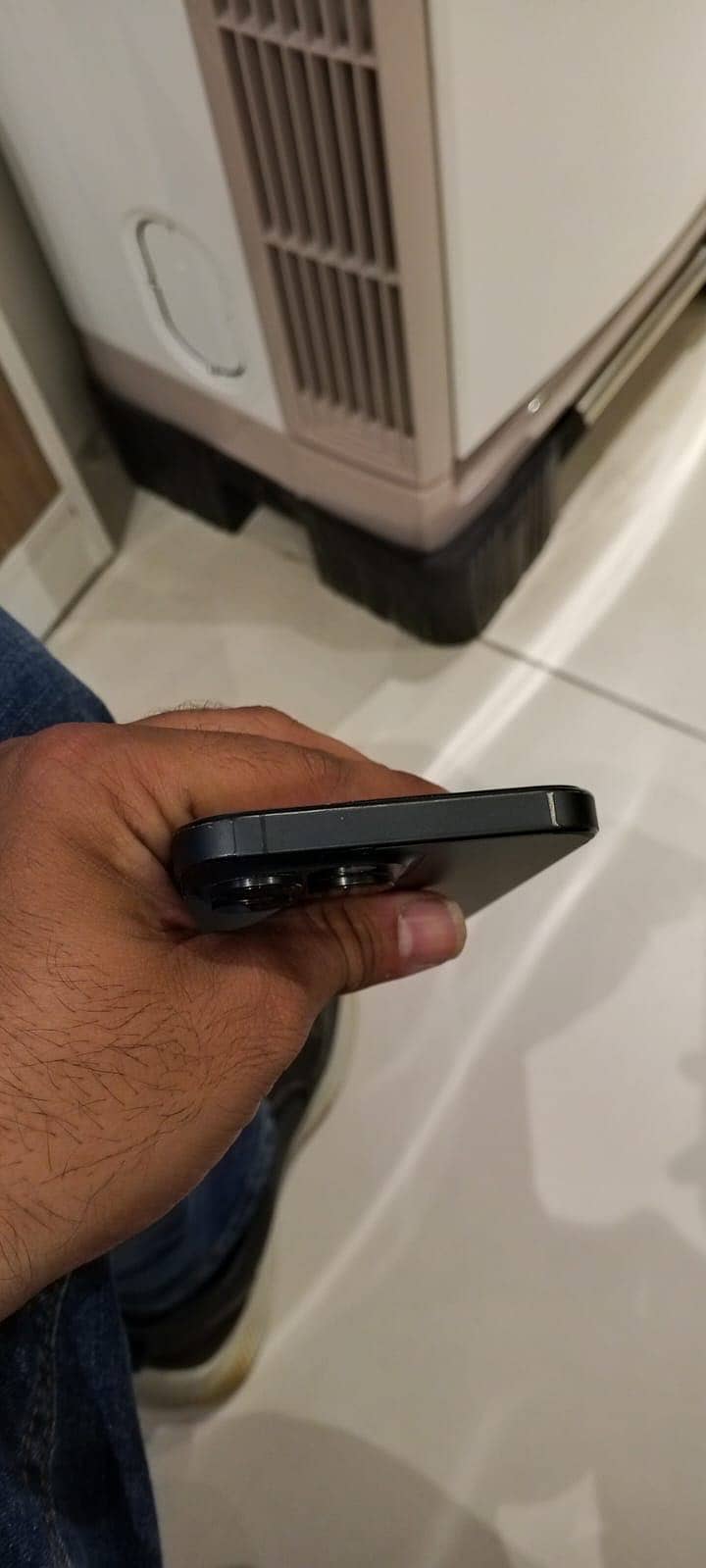 Apple iPhone 15 Pro Max 4