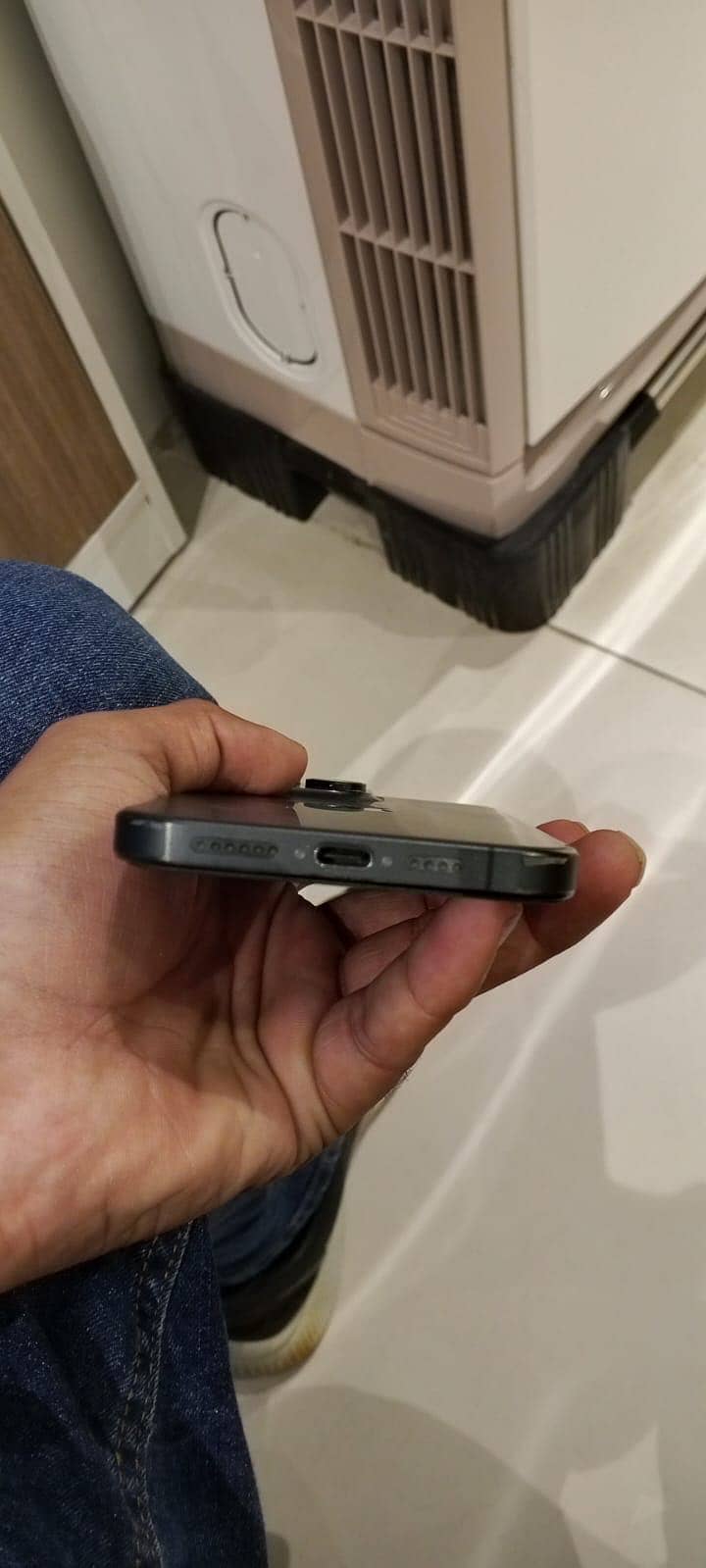 Apple iPhone 15 Pro Max 5