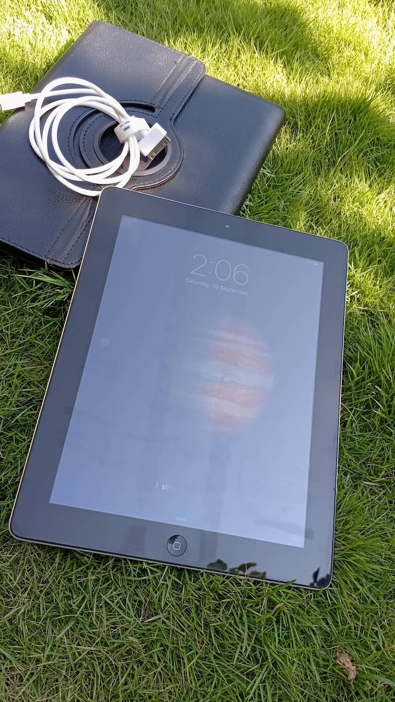 iPad 2 (16 GB) 6