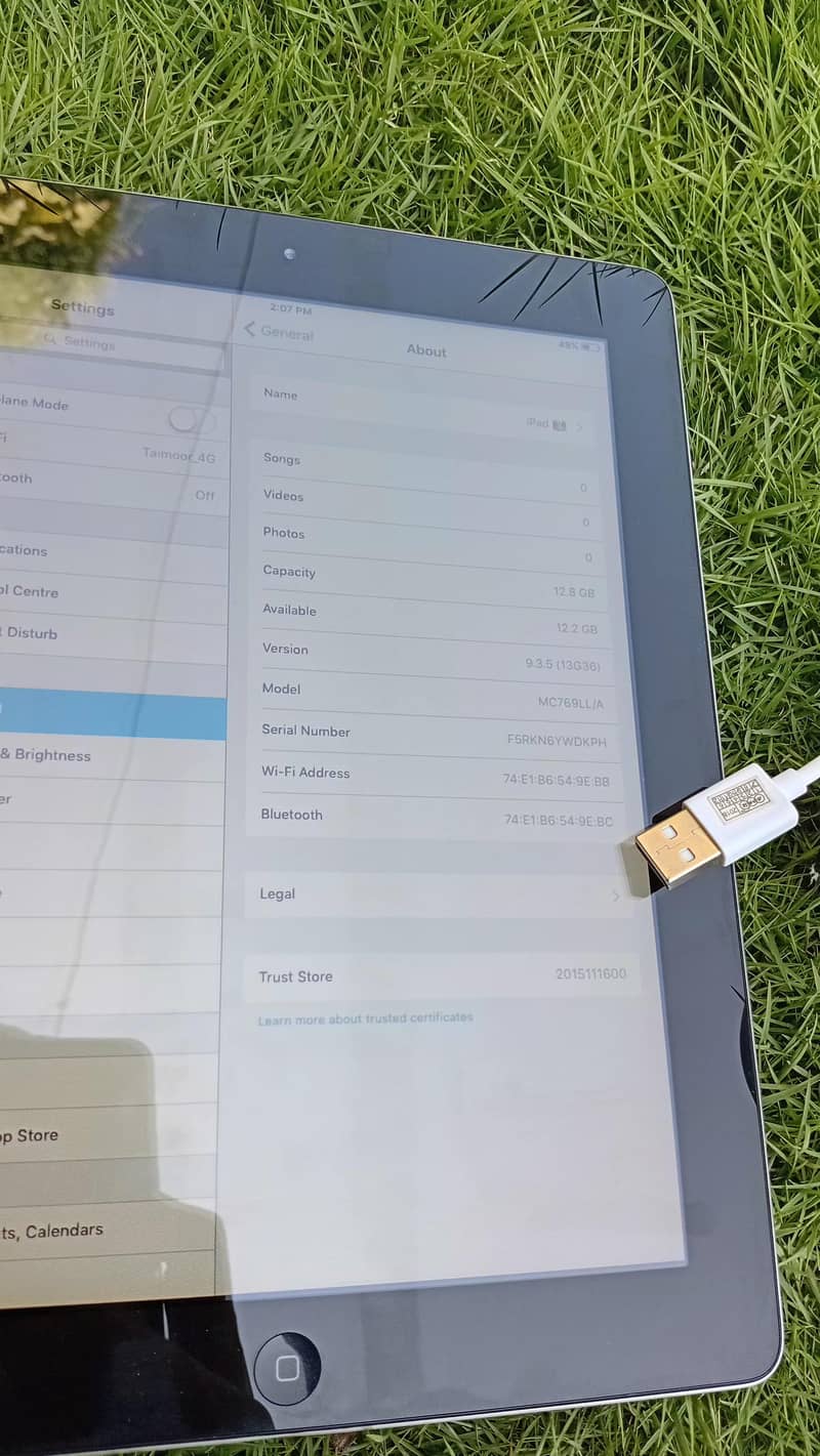 iPad 2 (16 GB) 9