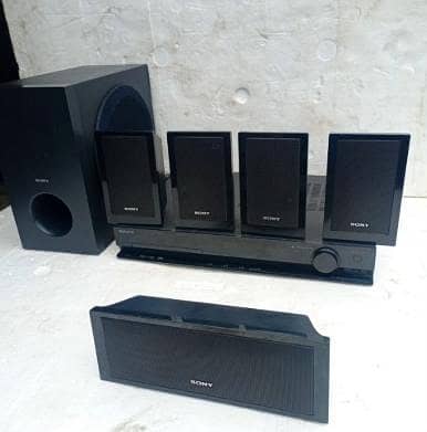 Sony Hometheatre 5.1 for Sale.