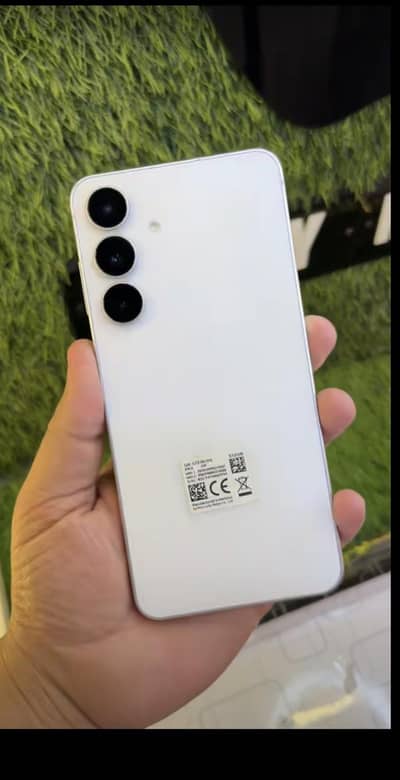 Samsung Mobile S25 FE