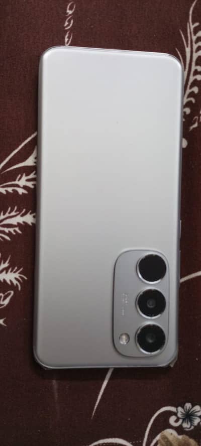 tecno spark 40 pro plus 8+8 / 256 gb memory