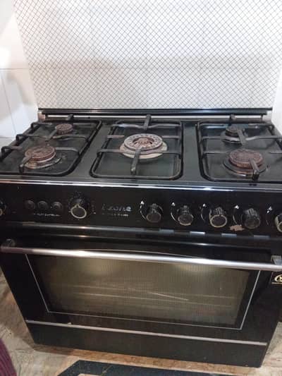 cooking range five burners with oven
