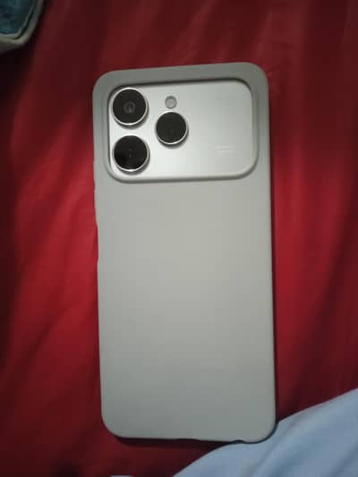 Tecno Spark 40