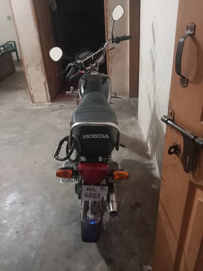 Yamaha Dhoom YD-70 2010