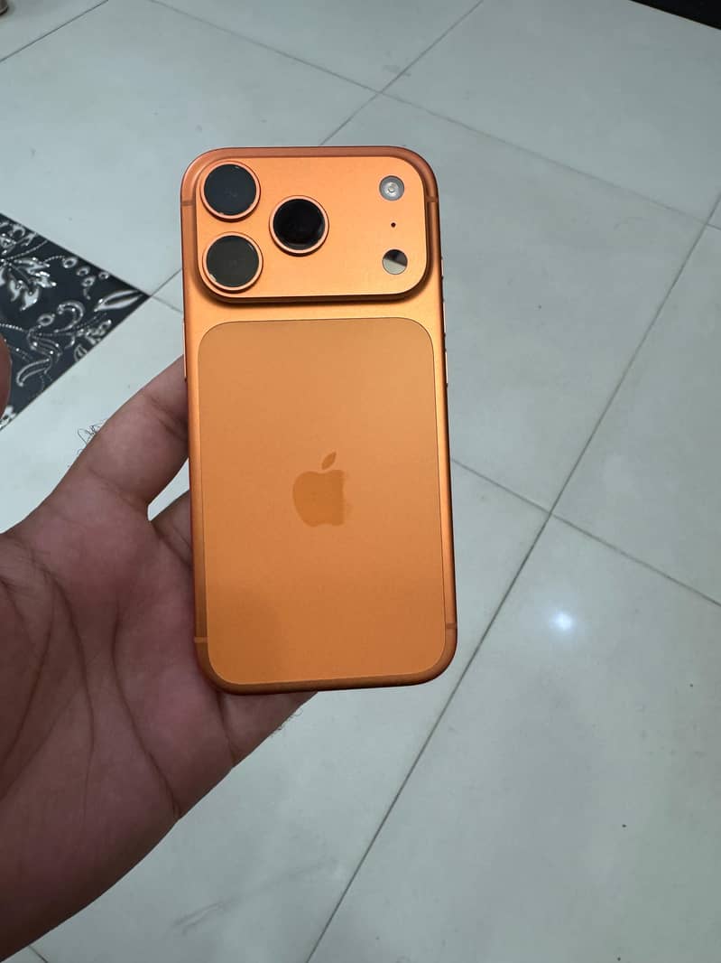 Apple iPhone 17 Pro 6