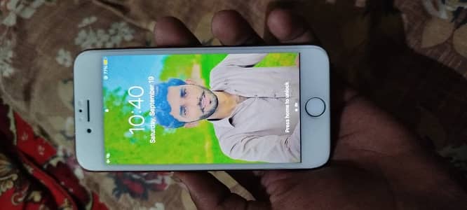 Apple iPhone 7