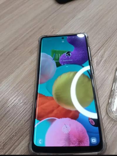 Samsung Mobile A51 box sat 6 128 only 1 line panal ma good used