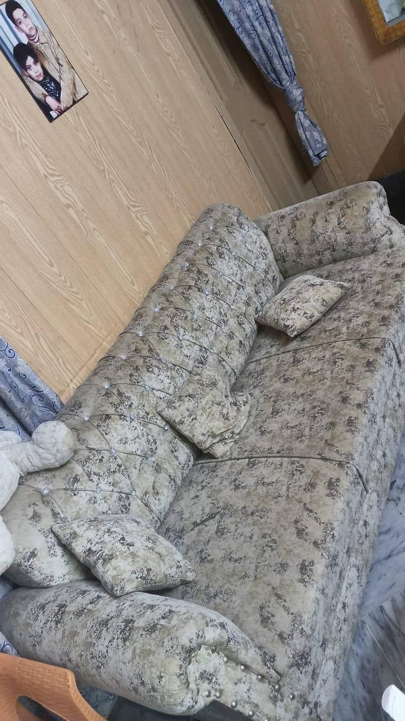7 seater sofa 1