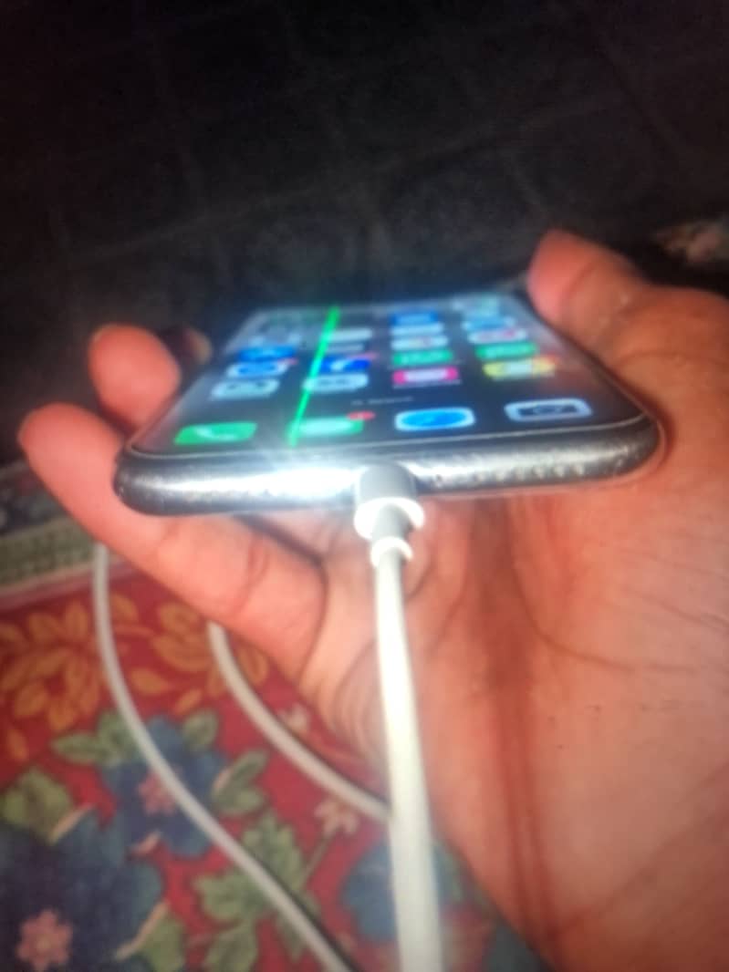 Apple iPhone X 2
