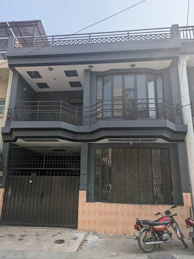 5 Marla House very peaceful location A3 Johar Town