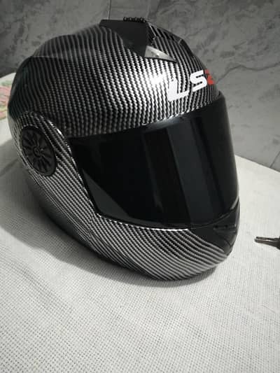 urgent sale 10/10 condi Burrak helmet convert into LS2 CARBON FIBER