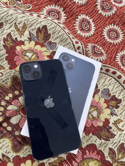 Apple iPhone 13
