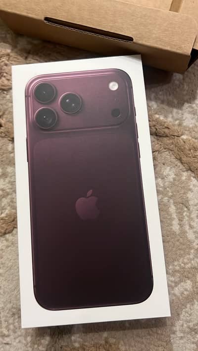 Apple iPhone 18 Pro Max- Burgundy- 256 GB- Dual E-Sim