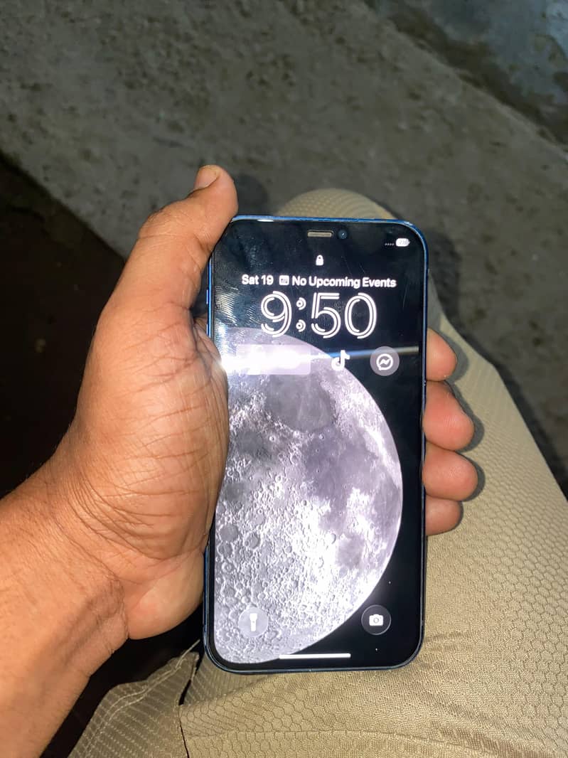 Apple iPhone 12 5