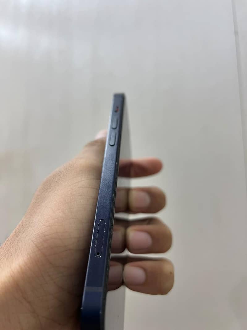 Apple iPhone 12 mini 2