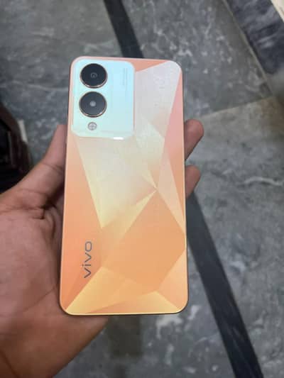 Vivo Y17s 6/128 GB 10 by 10 CONDITION Original phone hai Sara no open