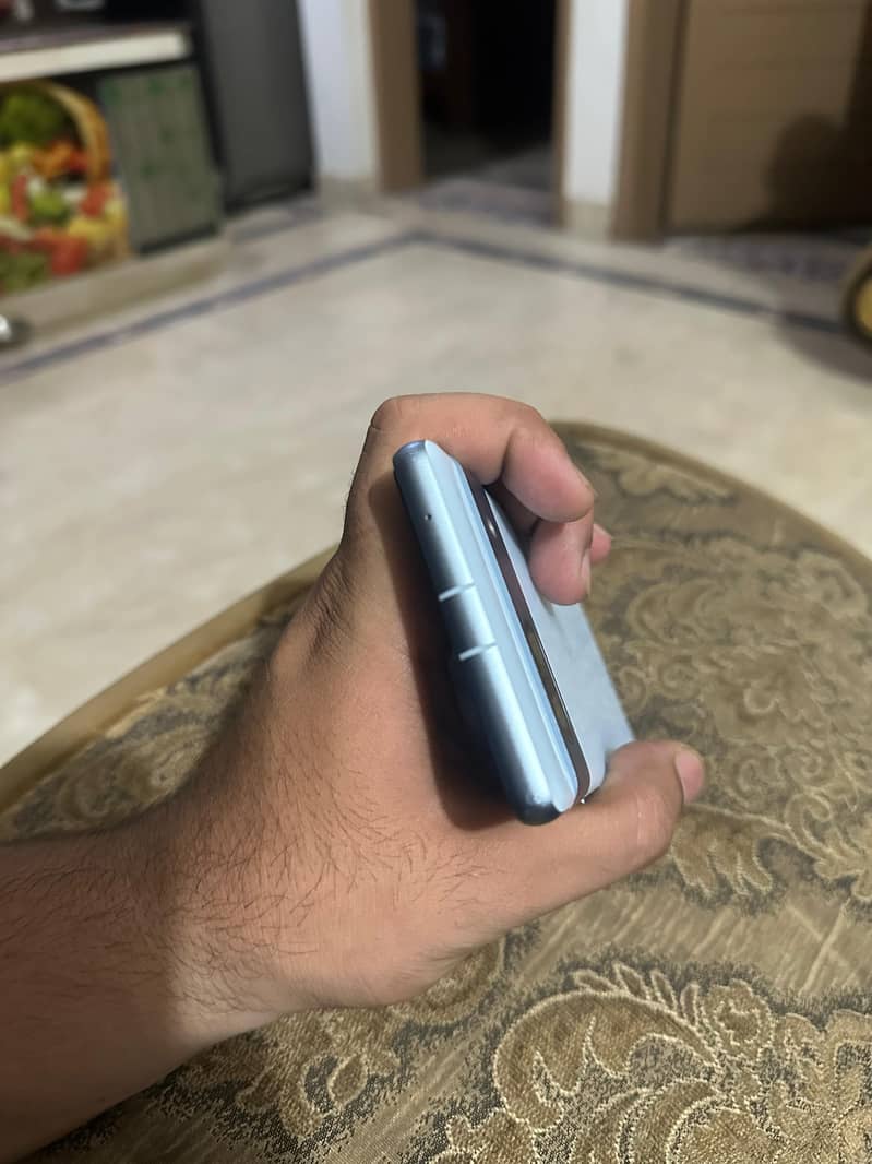 Google Pixel 7a 2