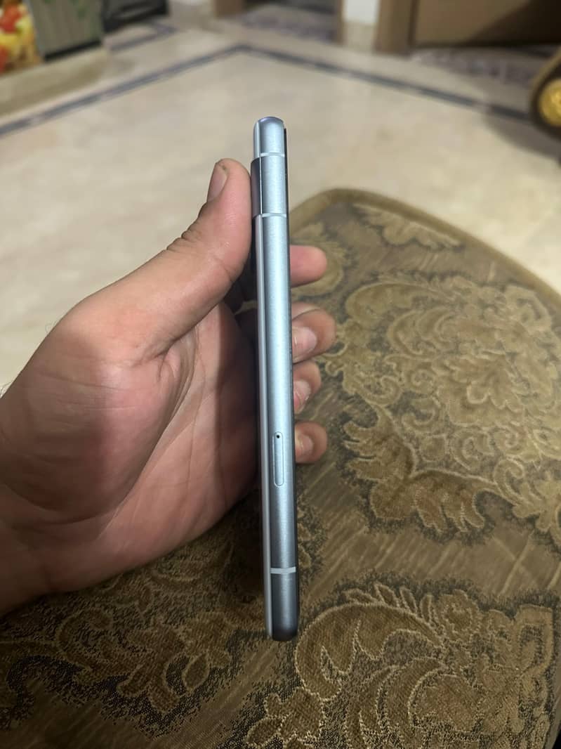 Google Pixel 7a 3