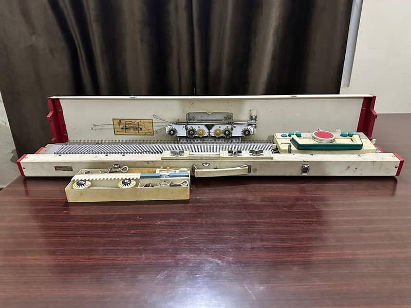 Singer Knitting Machine 2