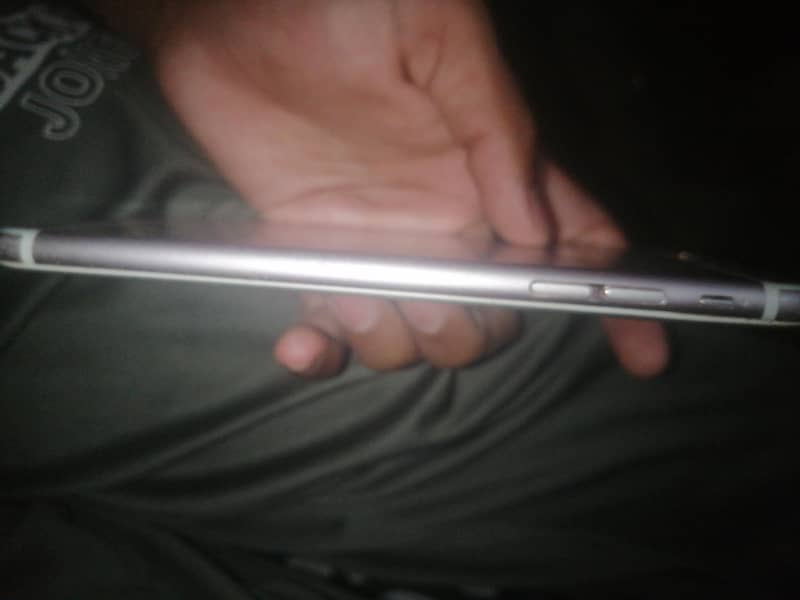 Apple iPhone 6S Plus 1