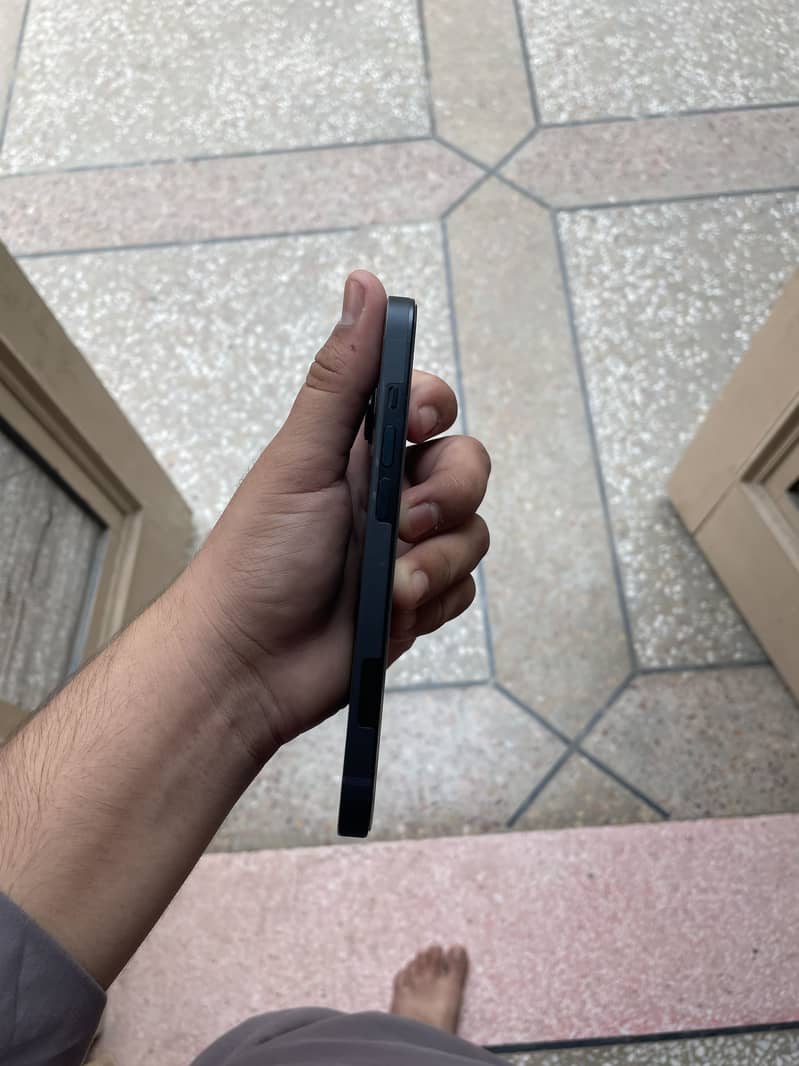 Apple iPhone 14 1
