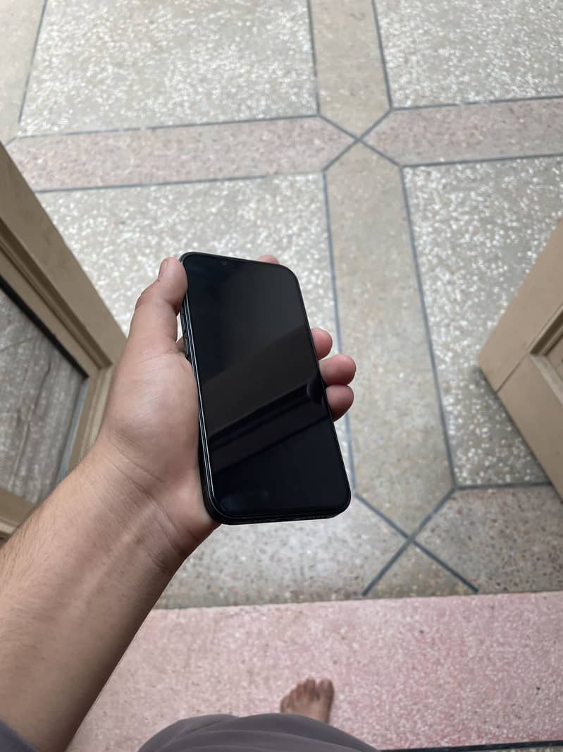 Apple iPhone 14 2