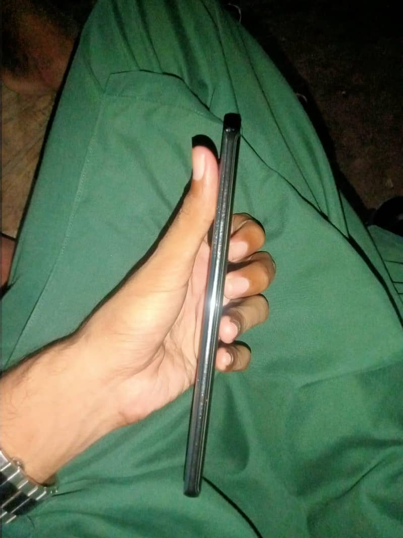 Tecno CAMON 30S 3