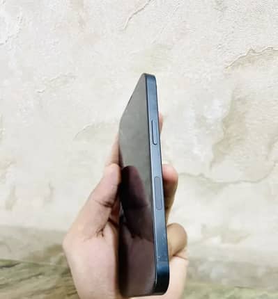 Apple iPhone 14