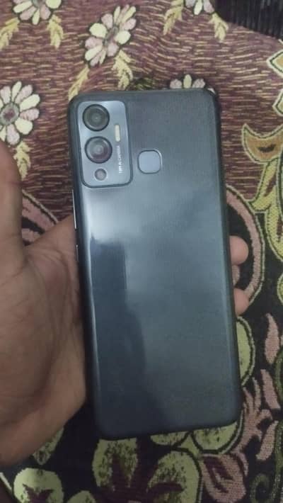 Infinix Hot 12 Play